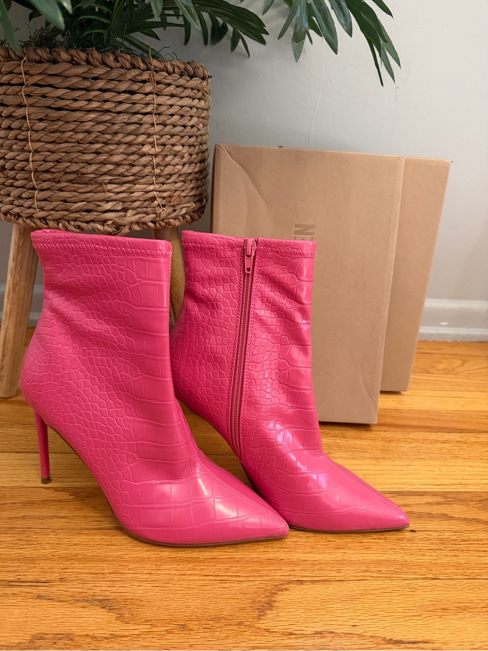 Steve Madden Hot Pink Croc-Embossed Pointed Stiletto Ankle Boots